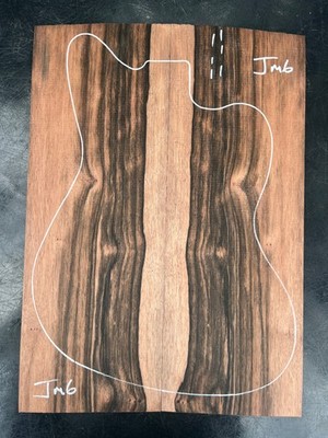 AMARA / ASIATISCH GESTREIFT EBENHOLZ E- / BASSGITARRE BOOKMATCHED DROP TOP JM6