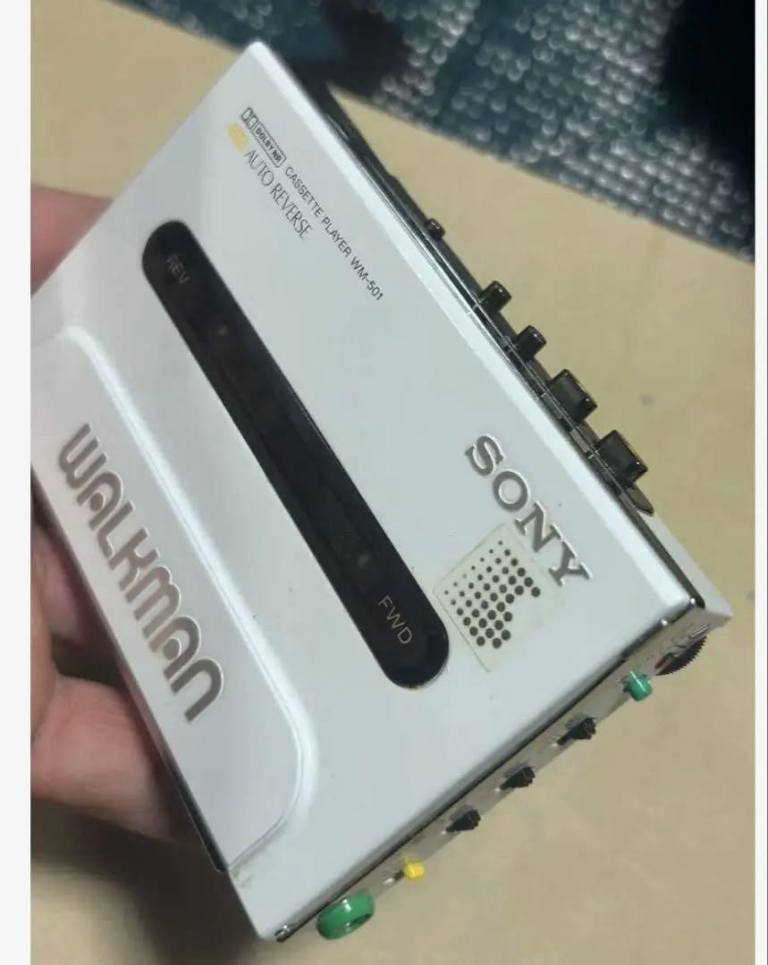 SONY ウォークマン 2台セット WM-501 WM-701C SONY ウォークマン 2台セット WM-501 WM-701C