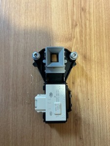 Bauknecht WAK64 Waschmaschine Verriegelungsrelais Türschloss DM569