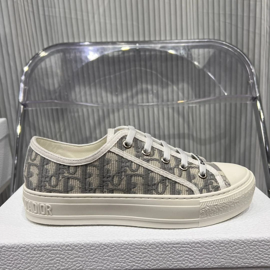 Baskets Christian Dior Classic CasualChaussures brodées taille 38,5