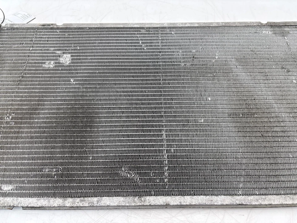 Оригинальный радиатор охлаждения двигателя в сборе для Chevrolet Tahoe 2009-2014 годов выпуска - Изображение 4 из 4