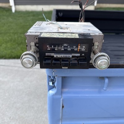 Ford OEM AM FM Stereo Push Button Radio Untested D8AF-19A241-AA 1978 F-150