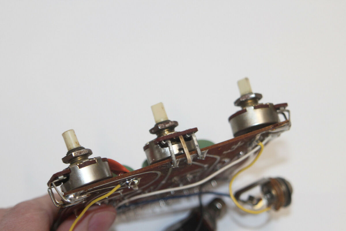 Vintage 1975 Electro-Harmonix Big Muff Pi V2 Rams Head Vintage 1975 Electro-Harmonix Big Muff Pi V2 Rams Head
