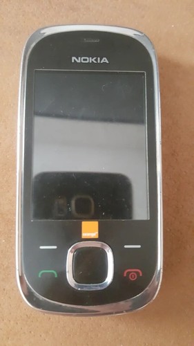 Nokia 7230 Graphite - Network Unlocked - Photo 2/3