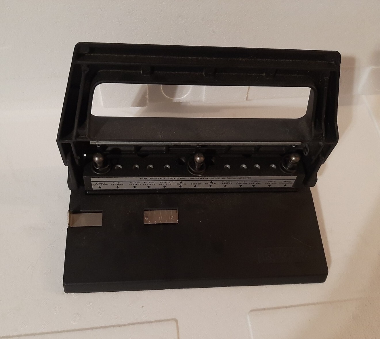 A1042 Rolodex P500 3 Hole Adjustable Heavy Duty Punch Made in USA for