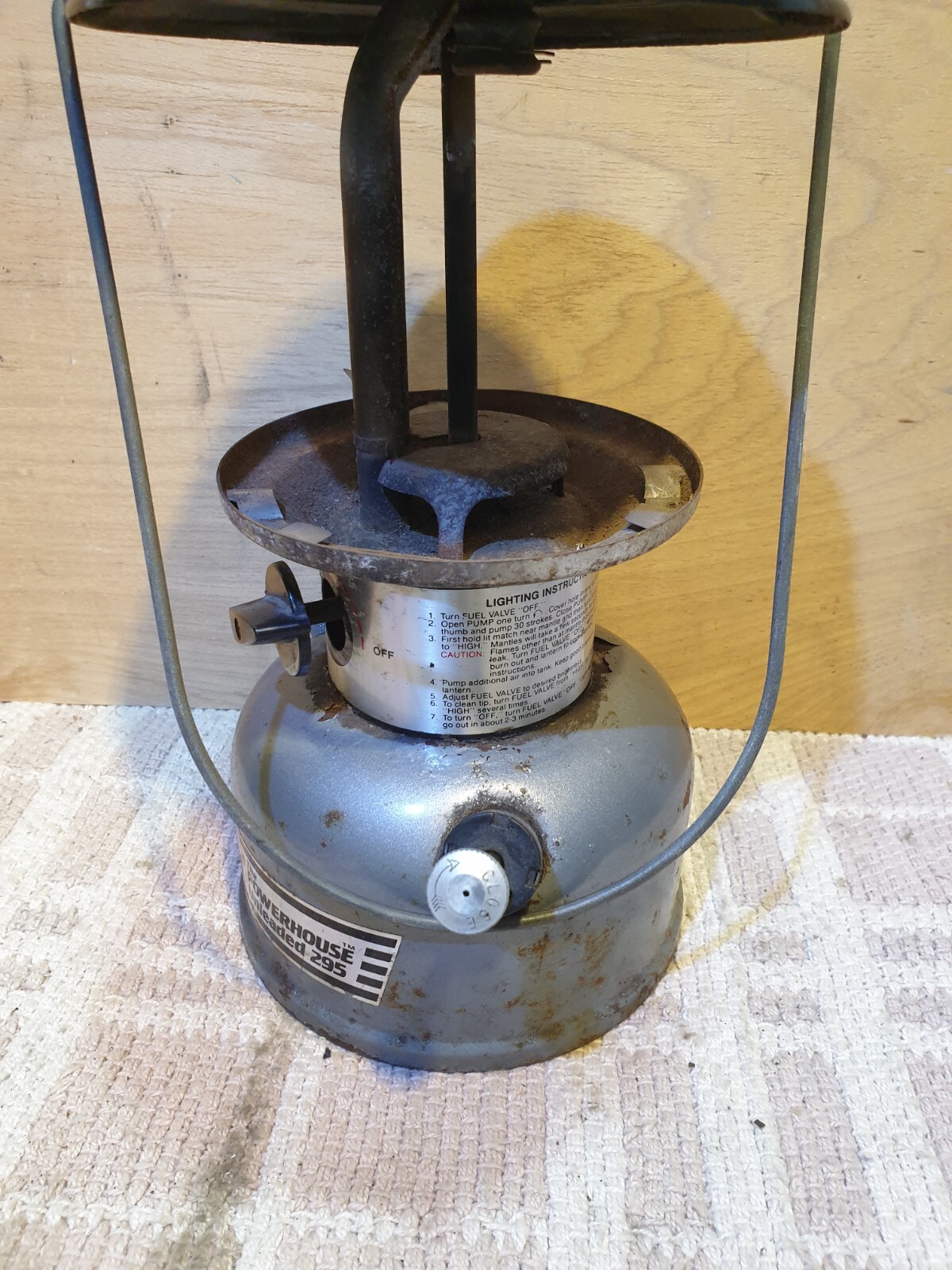 COLEMAN POWERHOUSE DUAL FUEL CAMPING LANTERN LIGHT 295 No Glass Or