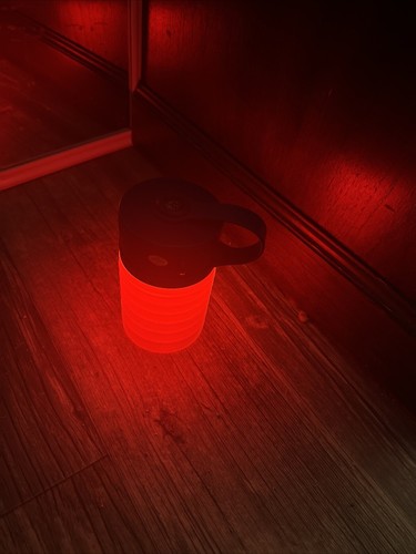 Arcadia Trail Collapsible Water Bottle With Led Lantern 27 FL OZ - Afbeelding 1 van 7