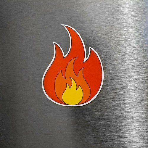 Imán emoji de llama de fuego para refrigerador, parachoques de automóvil, oficina - Imagen 2 de 3