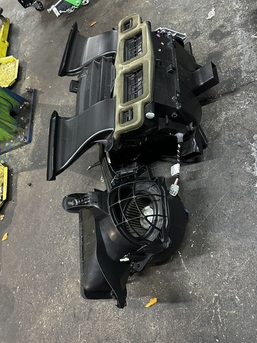 Chrysler 300c Heater Matrix Blower 3.0 Crd HVAC System 2010 Facelift - Picture 2 of 4