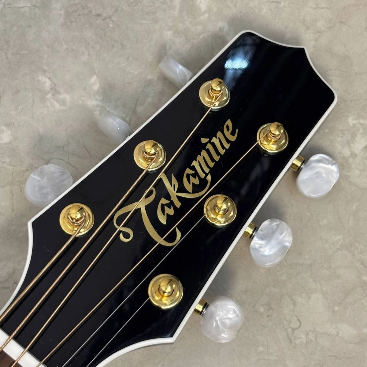 Guitarra Eléctrica Acústica Takamine PTU70CS Abeto Arce con Estuche Usado...