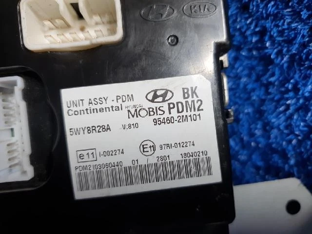 Hyundai Genesis 2011 cupé otro módulo 954602M101 Foto 2 de 4