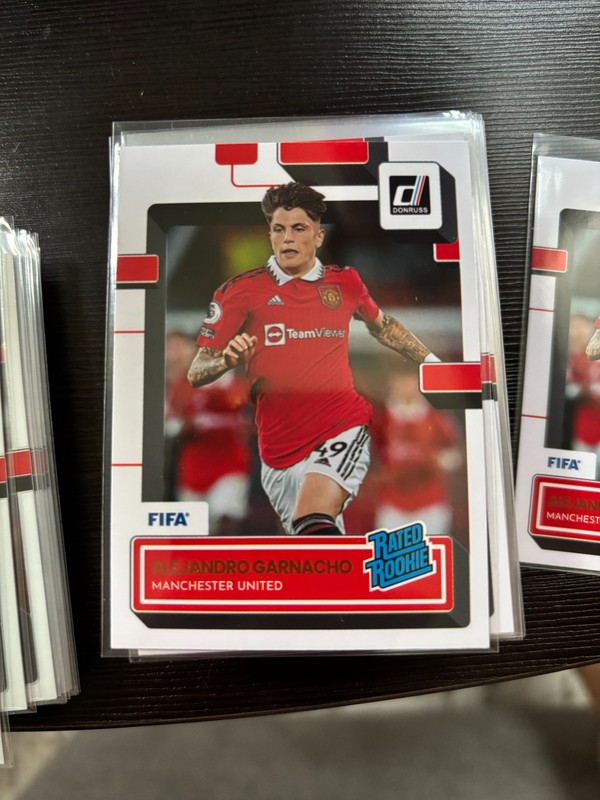 Alejandro Garnacho SINGLES 2022/23 Topps Chrome Optic Prizm World Cup Rookie