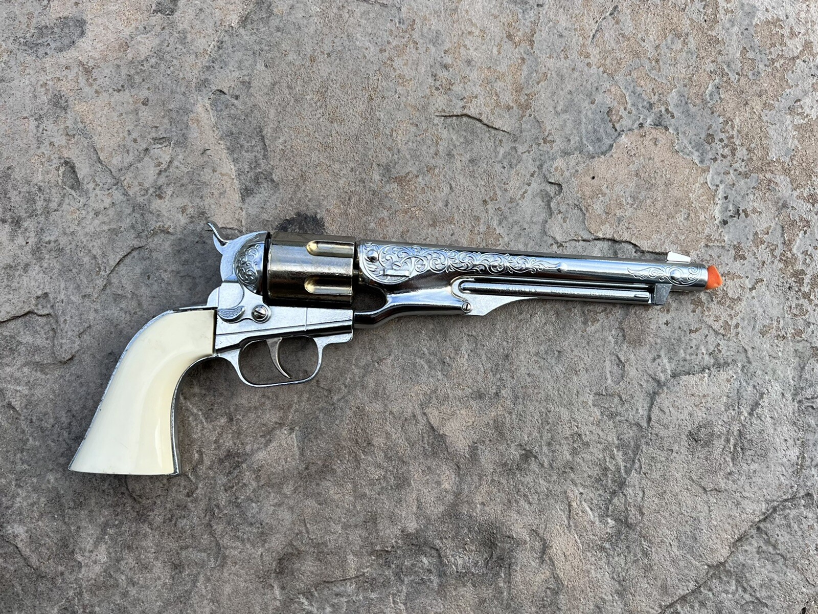 Vintage Colt 45 Revolver Cap Gun Toy Cowboy Grelly USA