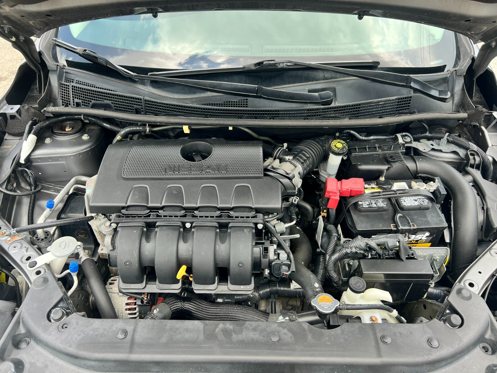 Nissan Sentra - Image 11