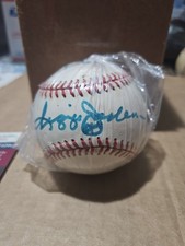 Reggie Jackson Baseball Cards, Rookie Cards and Autographed Memorabilia Guide 40