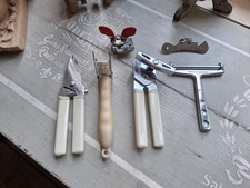 lot d'ustensiles de cuisine  vintage ouvre boite et autres...