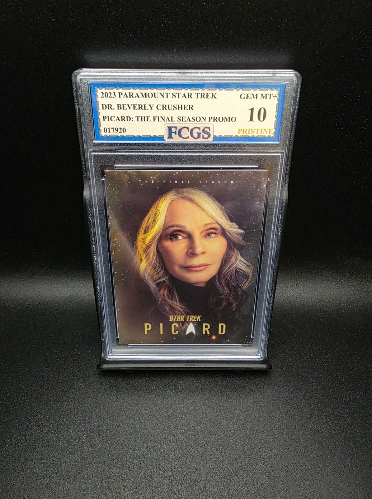 Dr. Beverly Crusher 2023 Star Trek Picard Promo - Calificado 10+ [FCGS] ¡PRESTINE!!