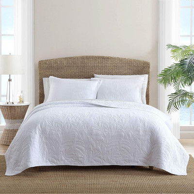 - King Quilt, Reversible Cotton Bedding, Pre-Washed for Added Softness (Costa Se