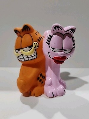 Vintage Garfield & Arlene  Collectible Figure Squeeze Toy