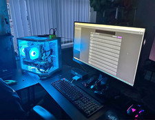 Pc Gaming computer Radeon AMD 5 3600 + RX Radeon Vega 64 8GB 32 GB Ram DDR4 3600