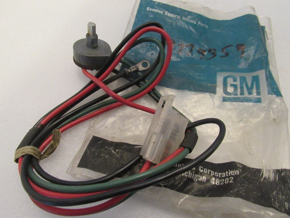 Interruptor superior conversível NOS 1965-66 Pontiac Catalina Bonneville P/8 GM 9779359 - Imagem 2 de 4