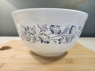 Vintage Pyrex 402 Colonial Mist 1.5 Qt Mixing Bowl Blue Floral USA