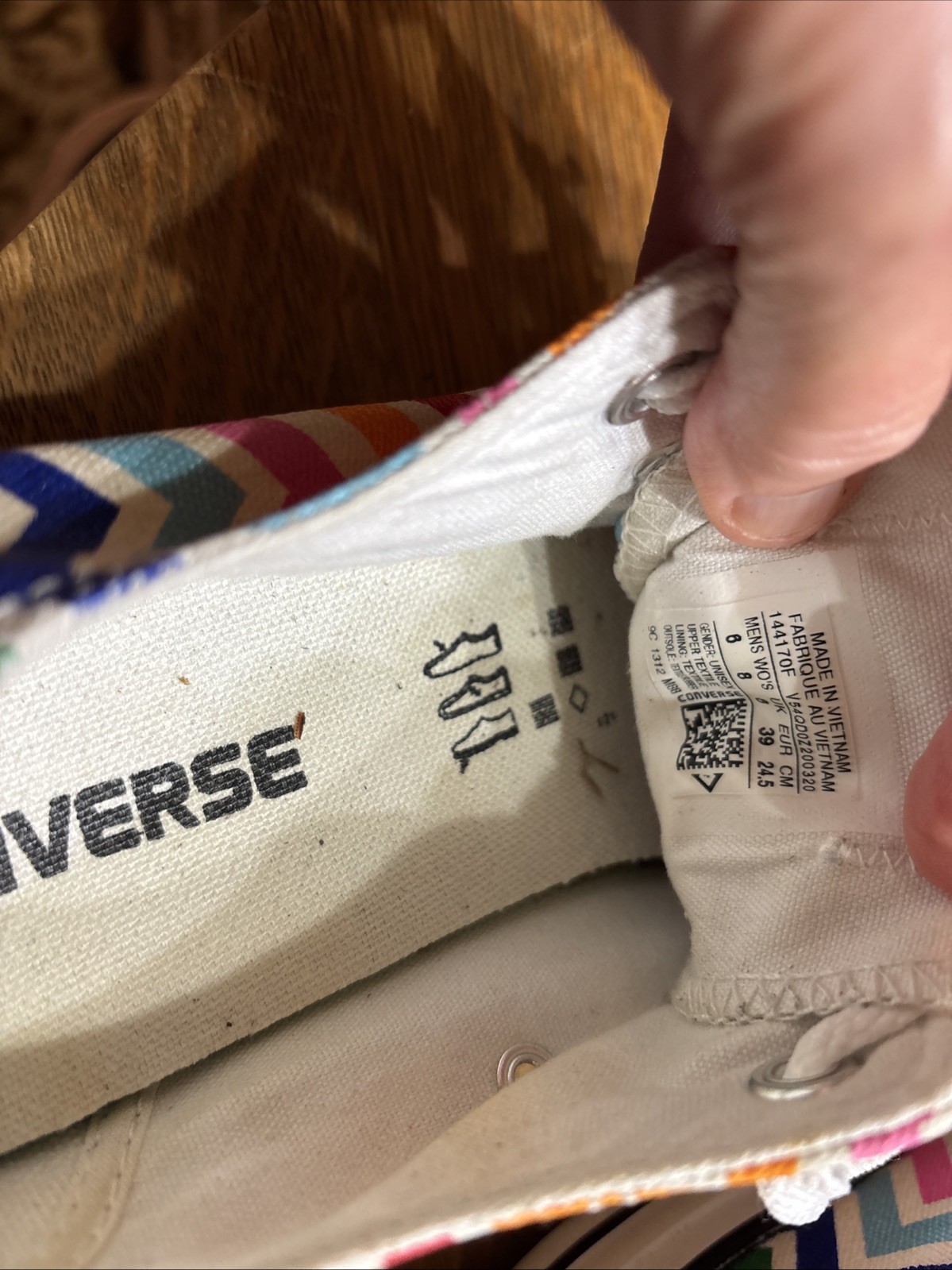 Converse Multicolor Chevron Pattern Sneakers. M 6… - image 6