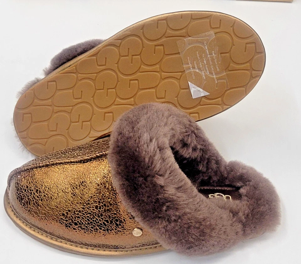 UGG 女式 Scuffette II 金属闪亮青铜 6 — 第 2/4 张图片