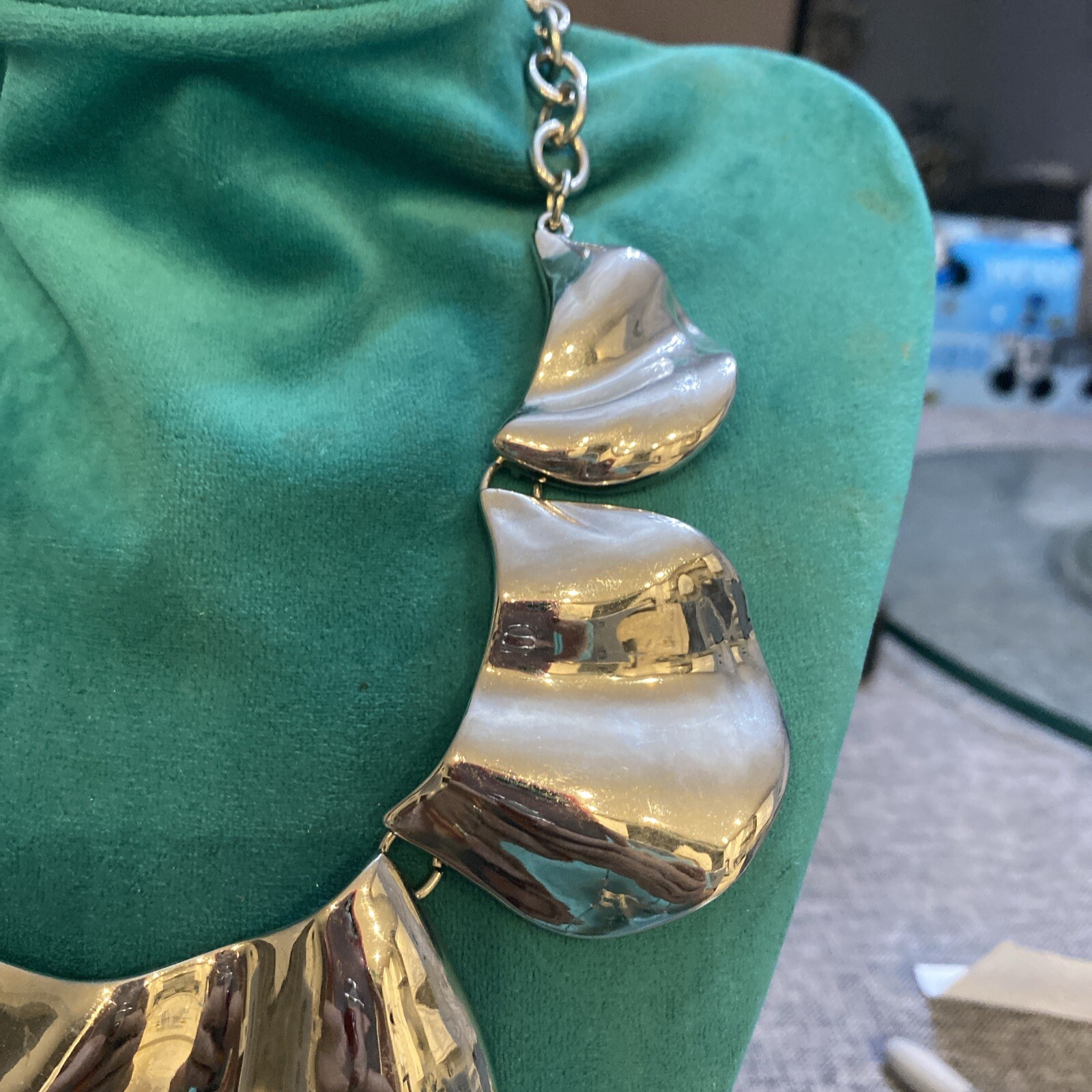 CHICO’S Shiny Silvertone Statement Adjustable Nec… - image 4