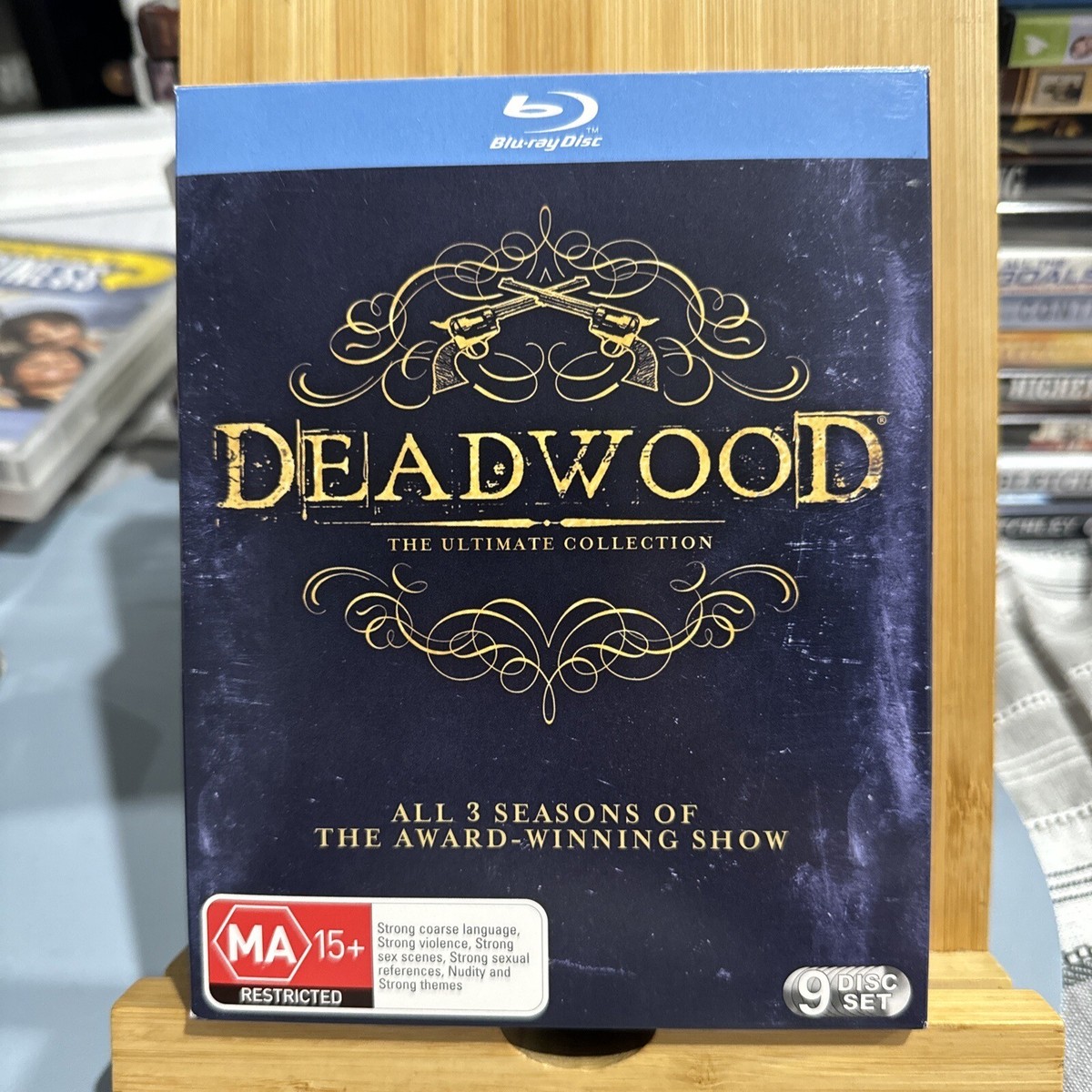 (未使用･未開封品)　Deadwood - The Complete Collection [Blu-ray] [Region Free] f4u0baa Amazon.com: Deadwood: The Complete Series : Timothy Olyphant, Ian