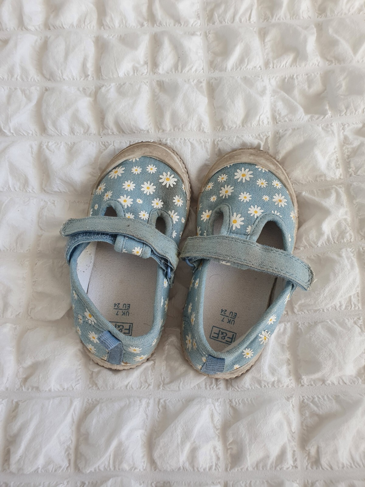Girls Canvas Pump Shoe Uk 7 F&f Tesco image 3