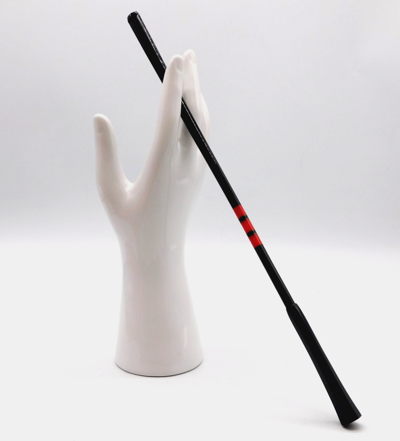 VTG Art Deco Artguild Austria Black Red Spring Loaded Cigarette Holder 12.25"
