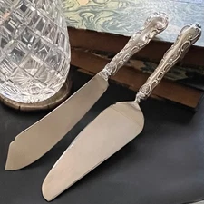 Strasbourg Cake/Pie Server and Knife-Sterliing Silver-by Gorham Silver  10.75"