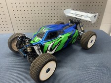 Team Associated RC8B4.1E