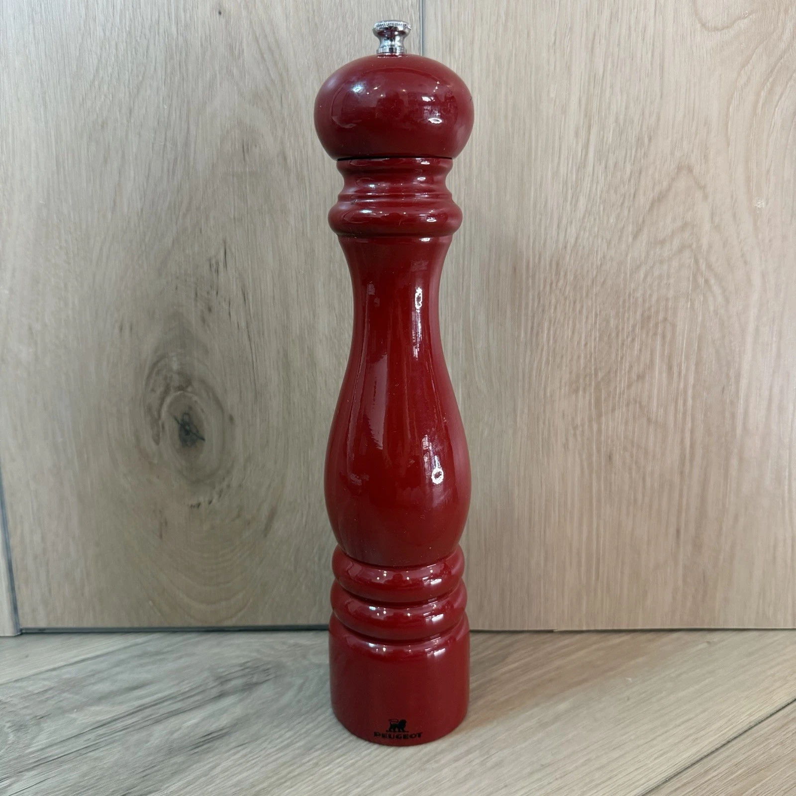 Peugeot Paris U'Select Passion Red Wood Pepper Mill 12 Inch Adjustable Grinder