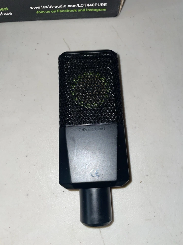 Micrófono condensador de diafragma grande Lewitt LCT440PURE Foto 3 de 3