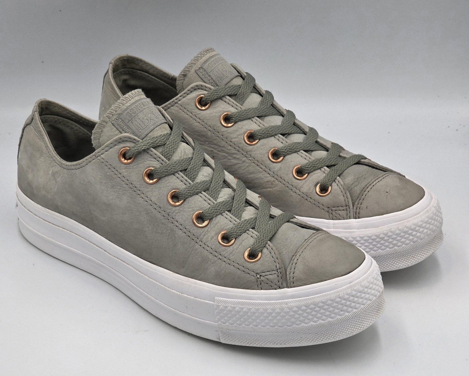 Converse CTAS Lift Platform Women's Size US 11 Sneakers Dark Stucco Leather