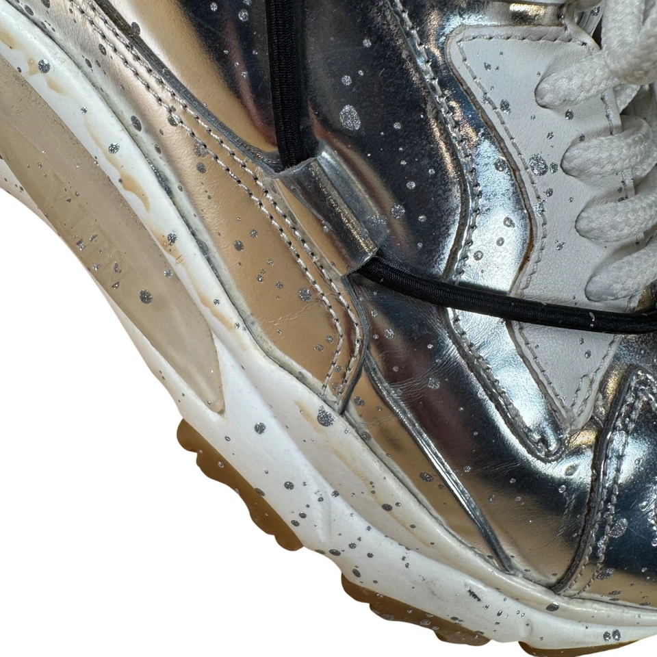 Zapatillas Valentino Garavani Bounce Plateadas Pintura Metálica Salpicaduras Talla Grande Foto 2 de 4
