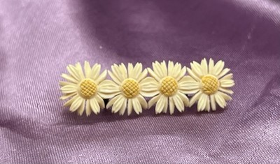 Vintage Celluloid Or Plastic White And Yellow Daisy Pin  C Clasp 2 