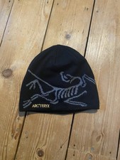 Arc'teryx Beanie Black And Gold 