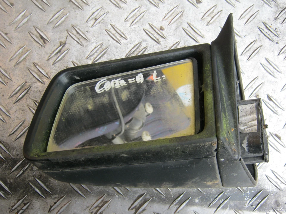 Opel Corsa A   Außenspiegel links - Bild 1 von 1