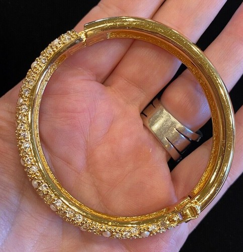 AUTH VINTAGE CHRISTIAN DIOR PEARL AND CRYSTAL BANGLE BRACELET - 第 10/10 張圖片