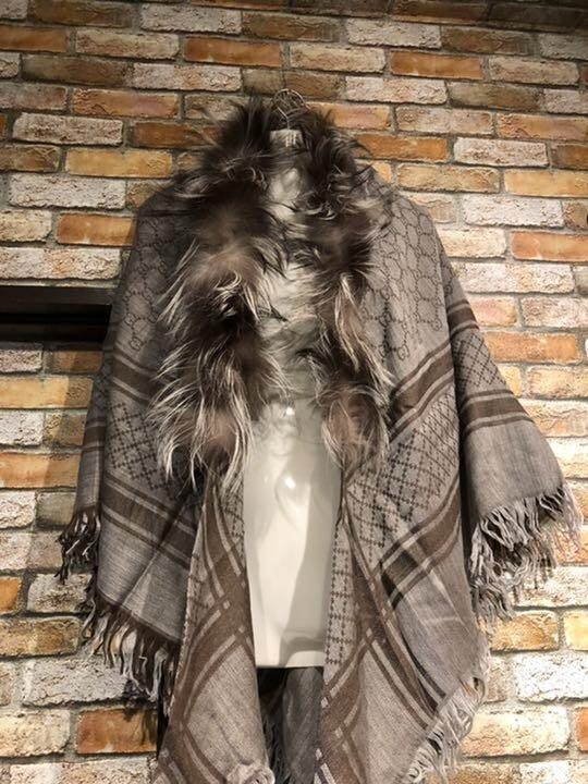 Gucci Stole Foxfur GG Brown 254017 3G552 9765 New | eBay