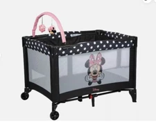 Disney Baby Peeking Minnie Play Yard with Travel Bag included - New in box