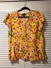 Womens Blouse Yellow w/ Pink Flowers Button Down Jessica Simpson Size Large