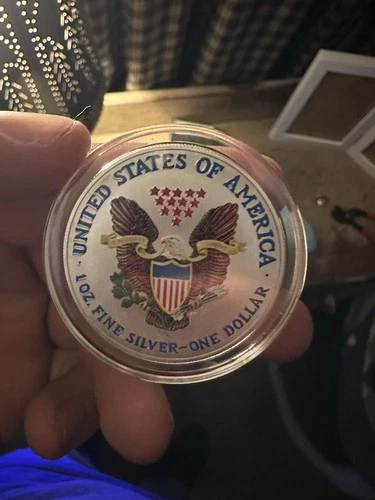 U.S. Mint 2001 American Eagle 1 oz Silver Colorized Coin .999 Fine in Capsule