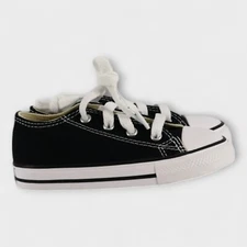 Converse Infant Chuck Taylor All Star Low Top Shoes Sneakers Size 8
