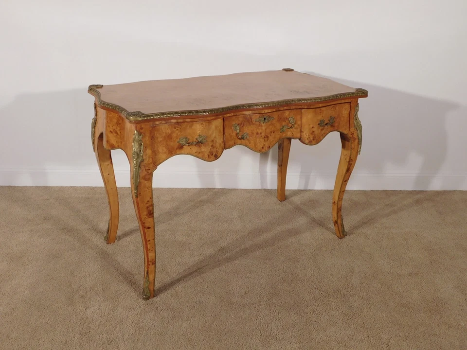 ANTIGUO ESCRITORIO FRANCÉS AÑOS 30/40 chapa ojo de pájaro Luis XV con Ormolu Foto 4 de 4