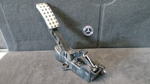 Y68-65 * Mercedes-Benz W245 B-Klasse Fahrpedal Gaspedal Gasgeber // A1693000504