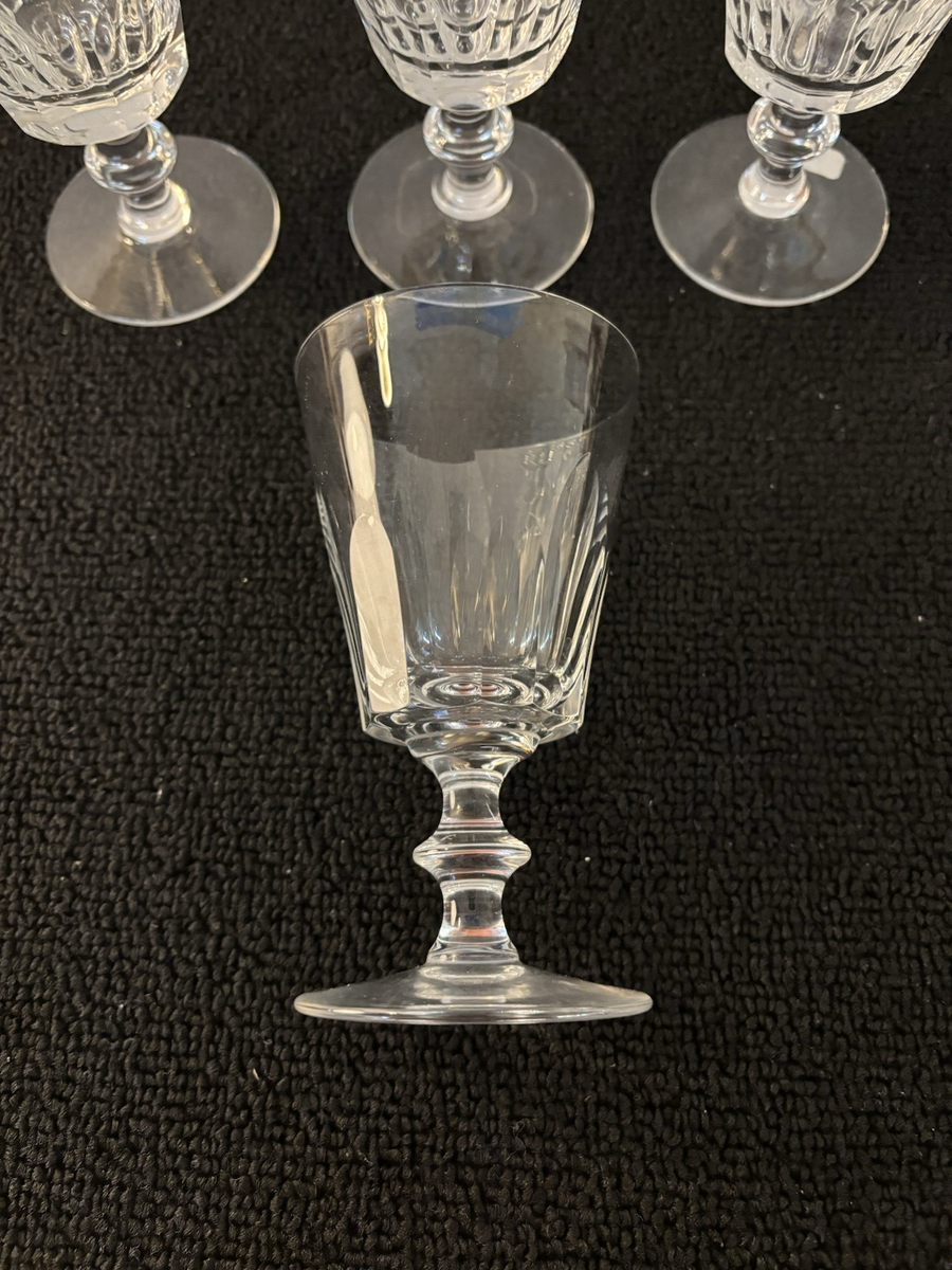 Verre à Vin Rouge Cristal Saint Louis – Modèle Caton – Très Bon état (prix à La Pièce)